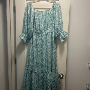 Lucy in Paris Floral Maxi Dress
